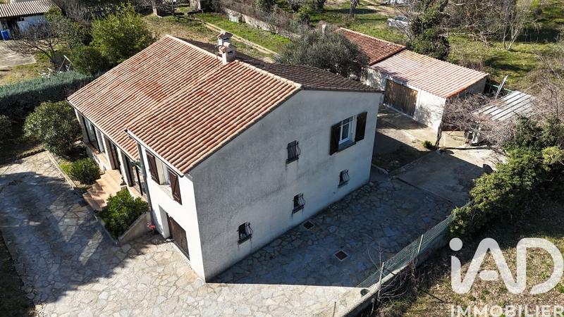 Maison - 102 m² - 5 pièces