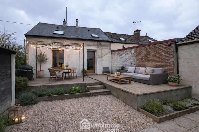 Maison - 95 m² - 5 pièces