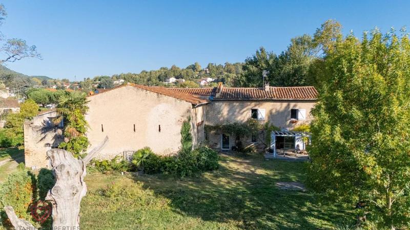 Ferme - 229 m² - 7 pièces