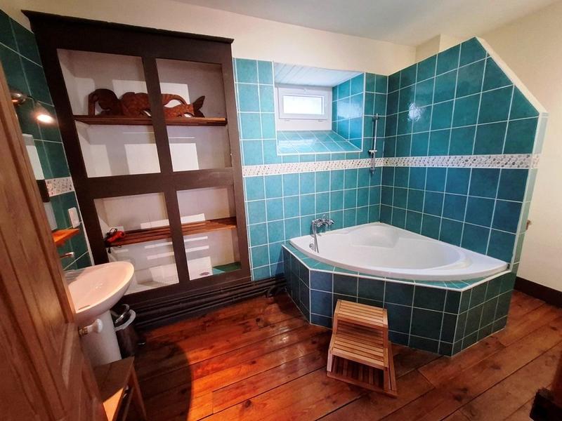 Maison - 203 m² - 6 pièces