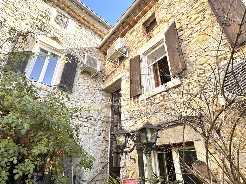 Maison - 170 m² - 5 pièces