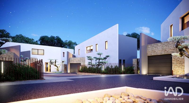 Maison - 157 m² - 4 pièces