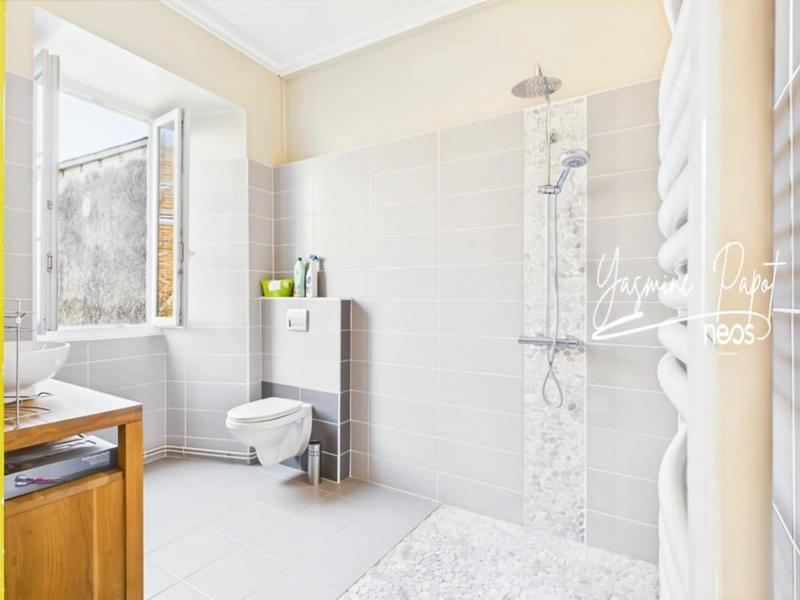 Maison de maîtres - 280 m² - 9 pièces