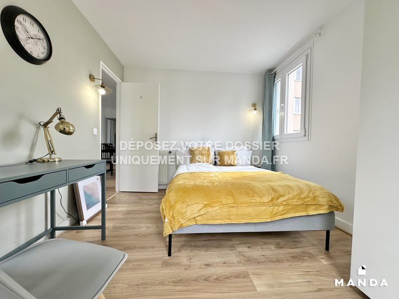 Chambre - 10 m² - 5 pièces
