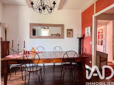 Maison - 152 m² - 6 pièces