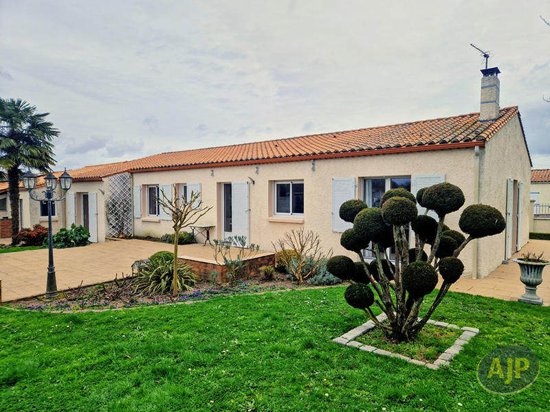 Maison - 145 m² - 7 pièces