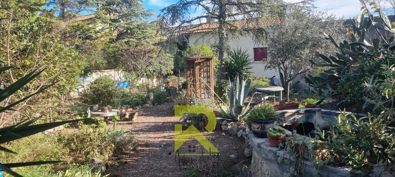 Maison de village - 105 m² - 4 pièces