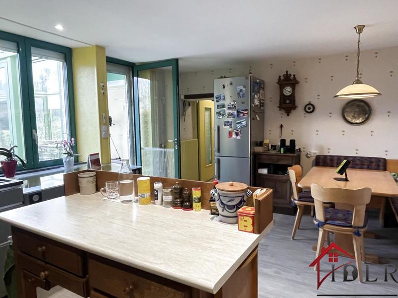 Propriété - 191 m² - 6 pièces