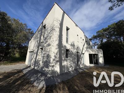 Maison de maîtres - 128 m² - 5 pièces