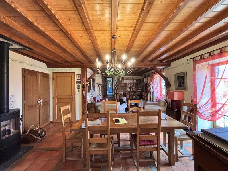 Maison ancienne - 180 m² - 7 pièces