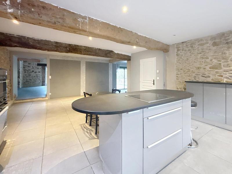 Maison - 456 m² - 15 pièces