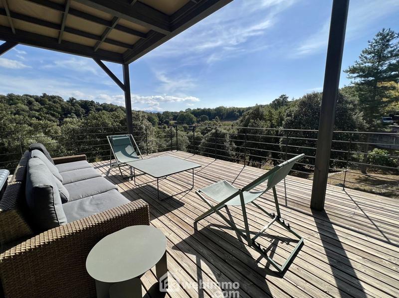 Maison - 190 m² - 4 pièces