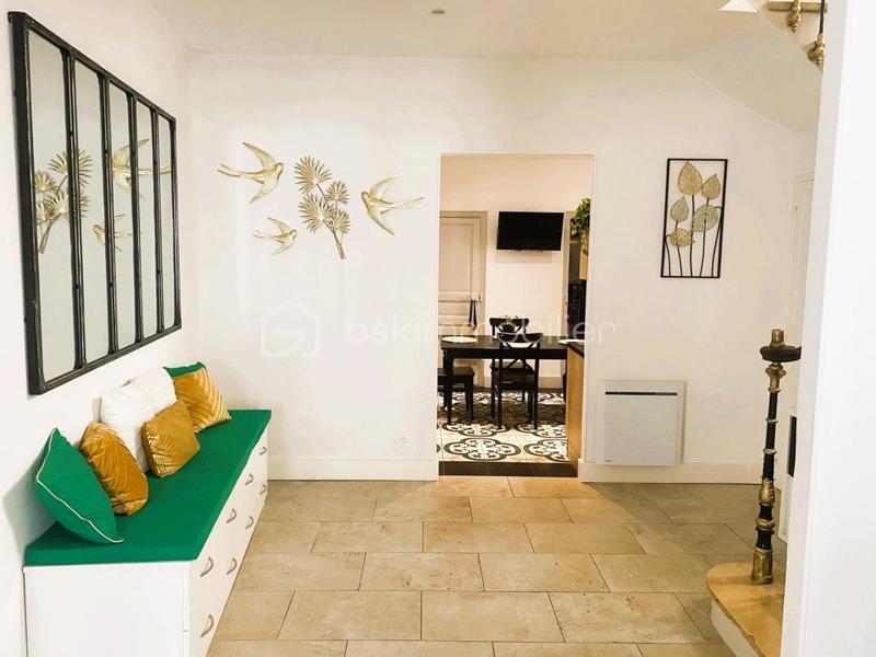 Maison de ville - 200 m² - 9 pièces