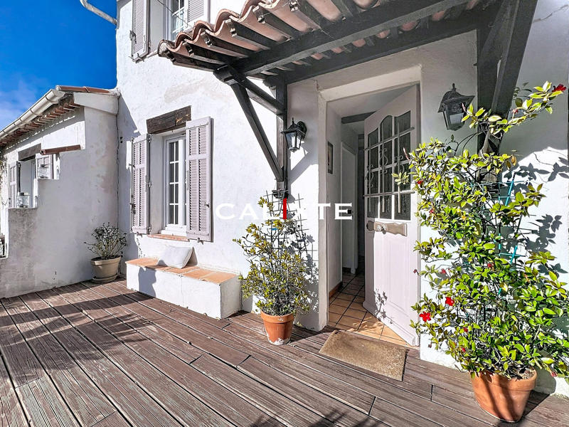 Maison traditionnelle - 70 m² - 3 pièces