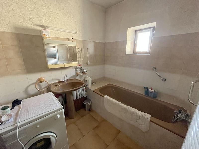 Maison - 116 m² - 9 pièces