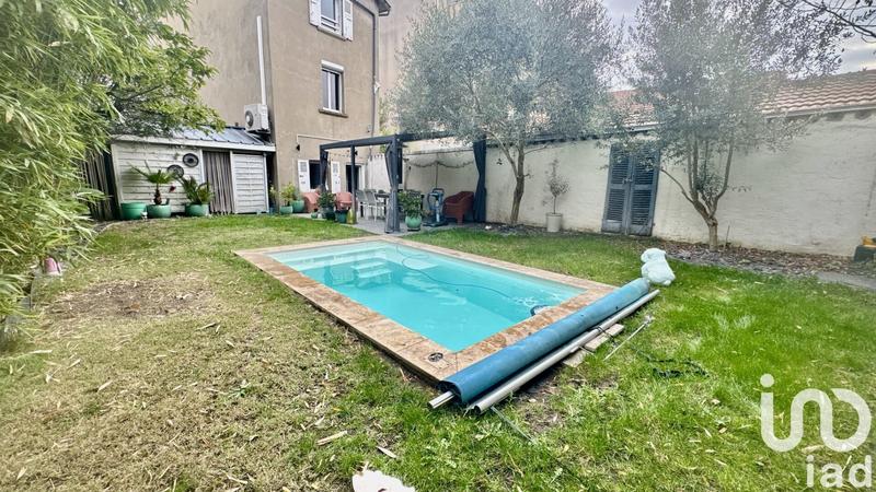 Maison - 190 m² - 8 pièces