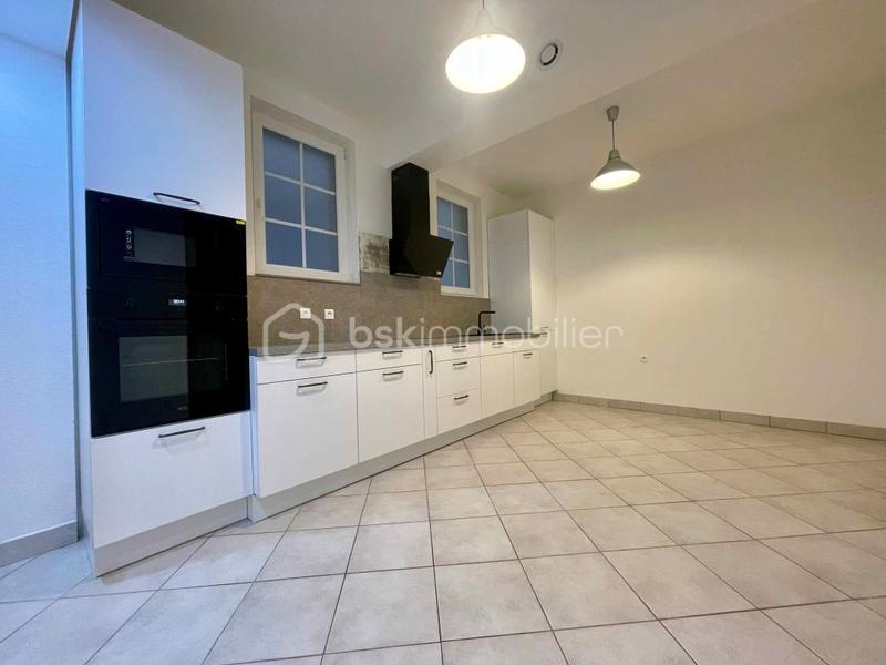 Maison - 104 m² - 4 pièces