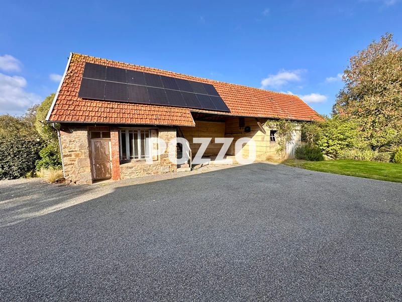 Maison - 216 m² - 9 pièces