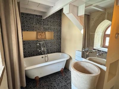 Maison de maîtres - 290 m² - 10 pièces