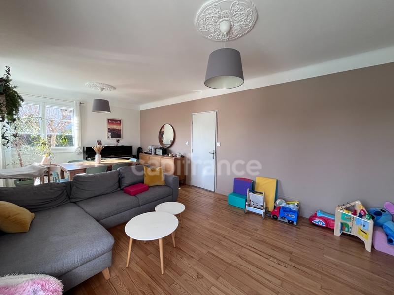 Maison - 135 m² - 6 pièces