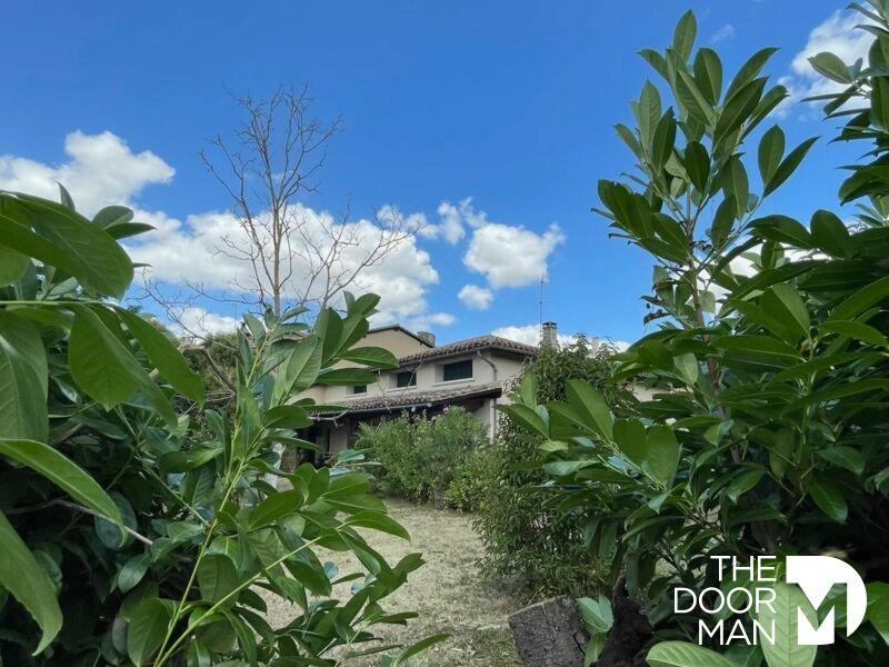 Maison - 148 m² - 8 pièces