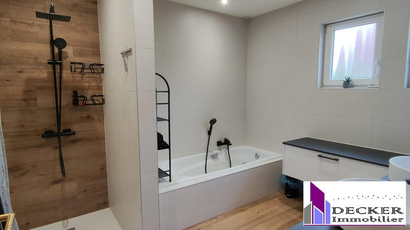 Maison - 124 m² - 6 pièces