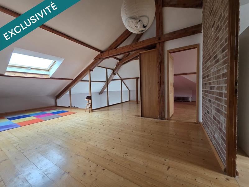 Maison - 280 m² - 14 pièces