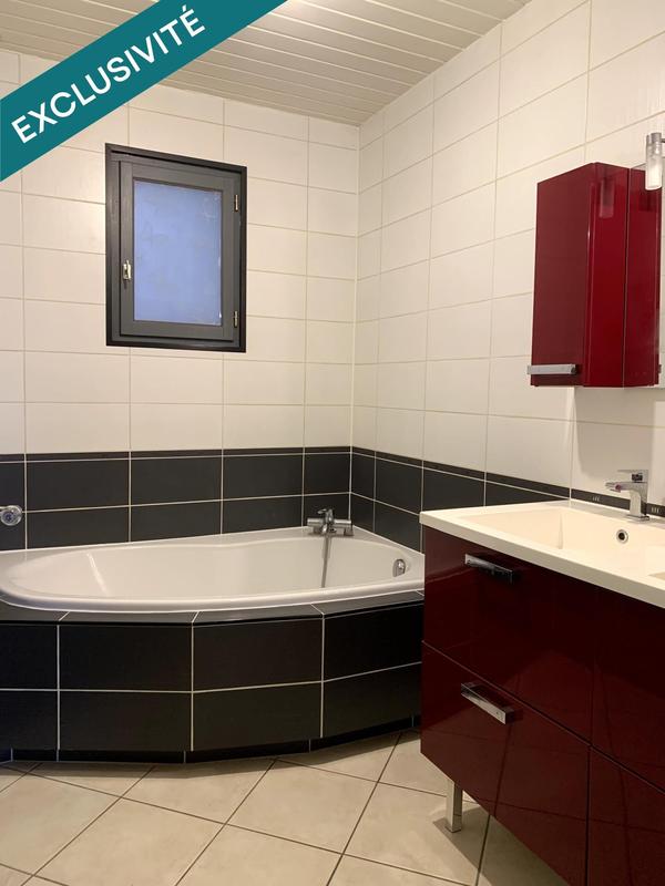 Maison - 102 m² - 3 pièces