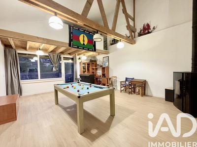 Maison - 200 m² - 7 pièces