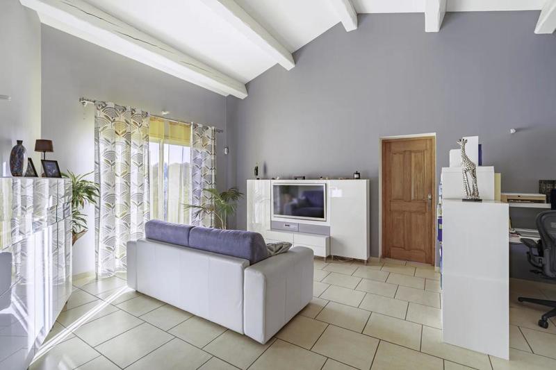 Maison - 190 m² - 6 pièces