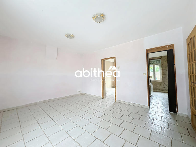 Maison - 99 m² - 4 pièces