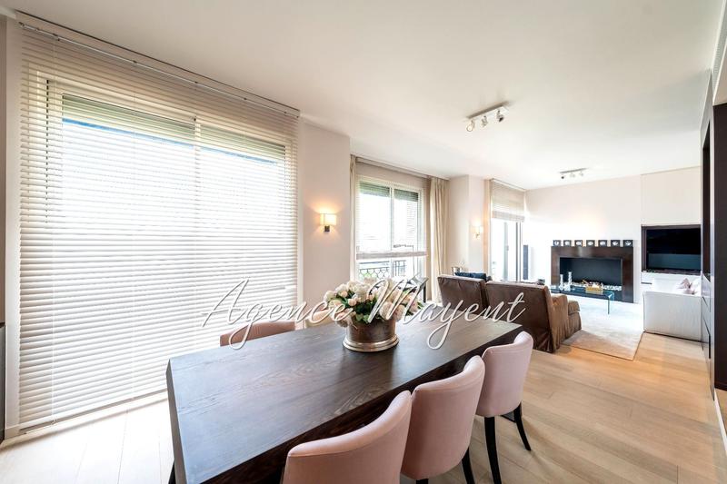 Appartement - 120 m² - 3 pièces