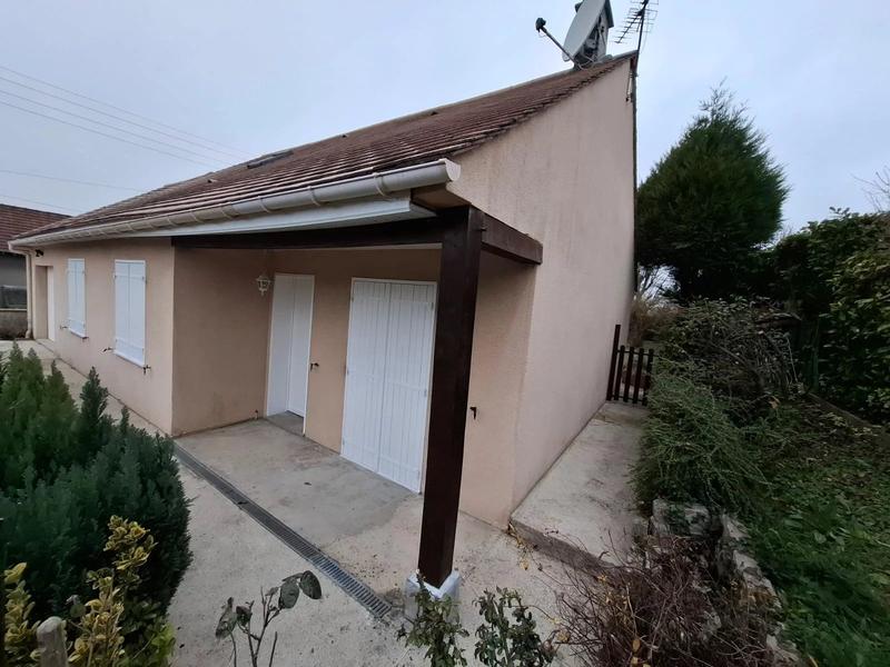 Maison - 96 m² - 6 pièces