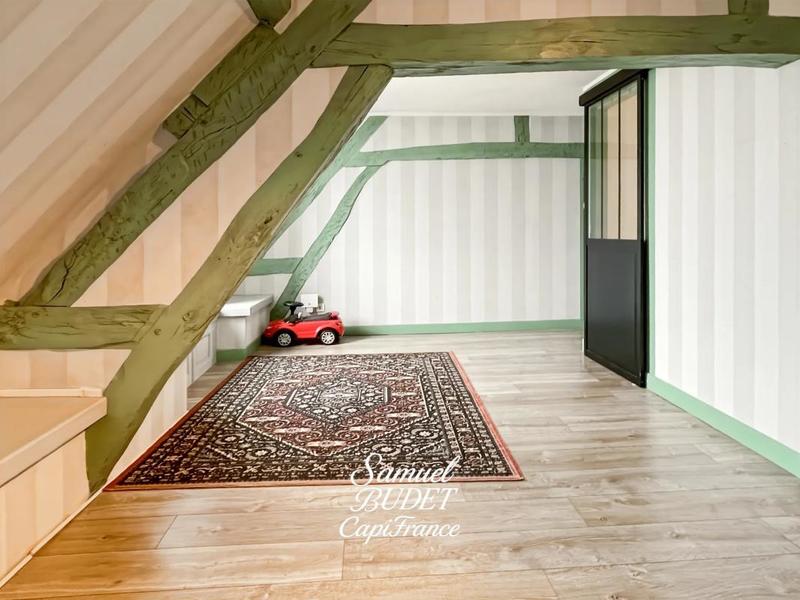 Maison - 230 m² - 7 pièces