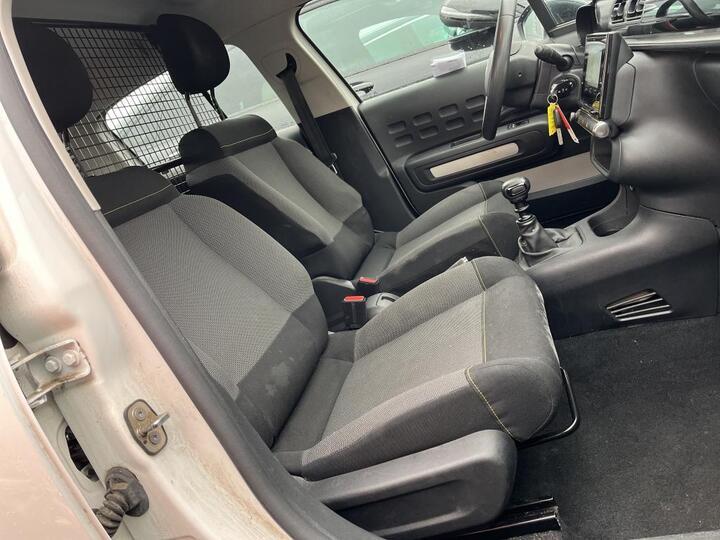 Citroën C3 III Bluehdi 100 s&amp;S Societe Feel Nav Bvm