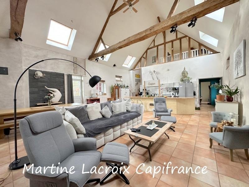 Maison - 180 m² - 8 pièces