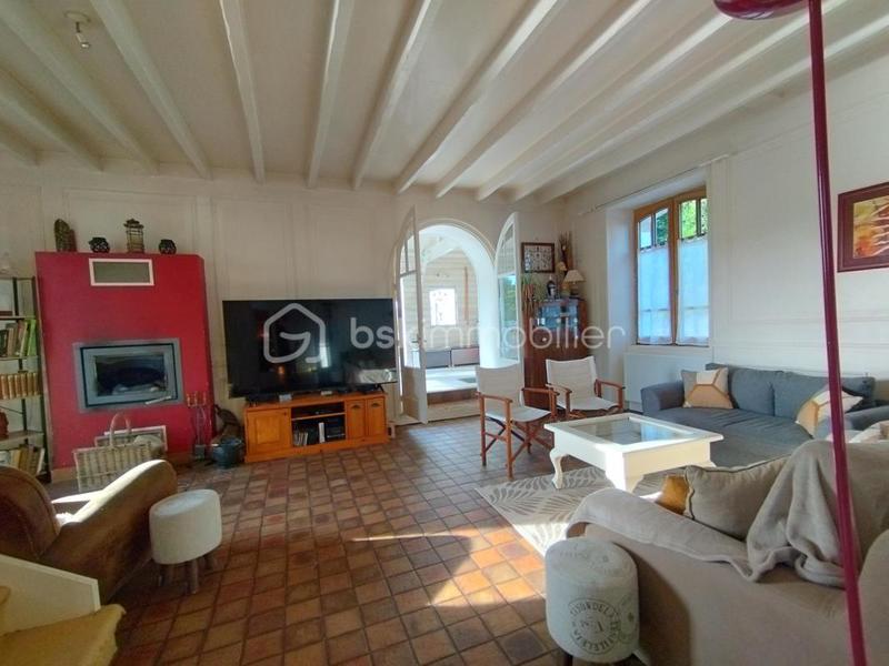 Propriété - 294 m² - 9 pièces