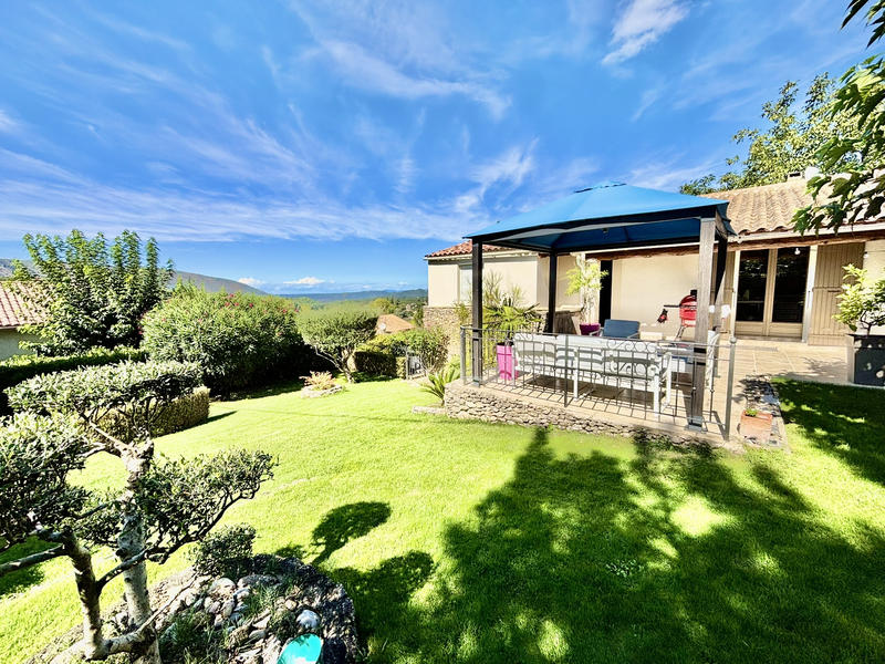 Villa - 148 m² - 6 pièces