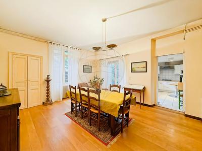 Maison - 138 m² - 6 pièces