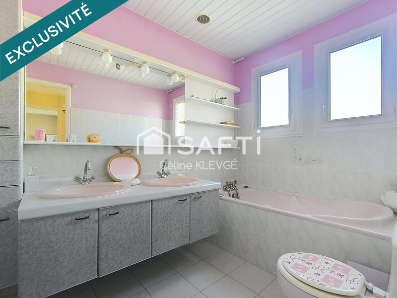 Maison - 94 m² - 5 pièces