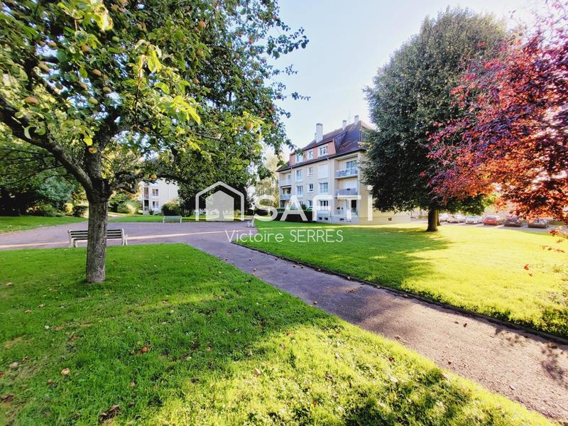 Appartement - 84 m² - 4 pièces