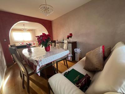 Maison - 105 m² - 6 pièces