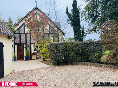 Maison - 230 m² - 8 pièces