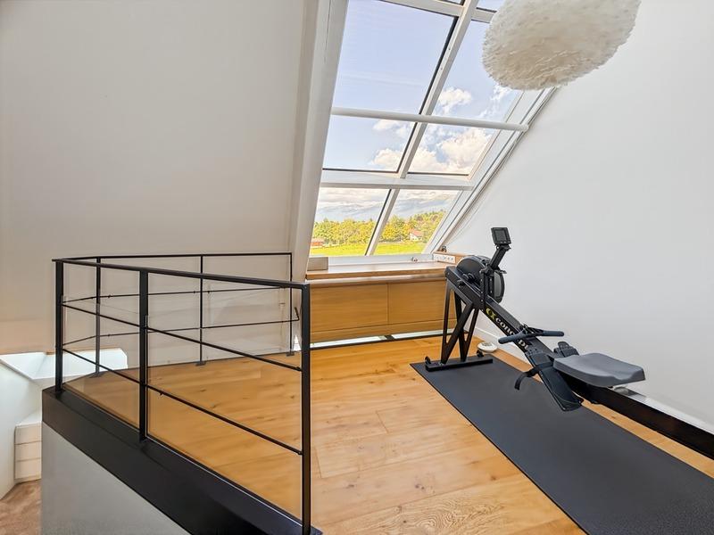 Appartement - 187 m² - 5 pièces