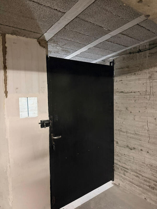 Parking / Garage - 6 m²