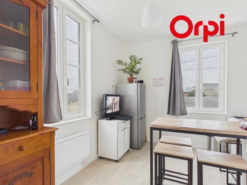 Immeuble - 151 m² - 7 pièces