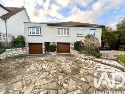 Maison - 118 m² - 7 pièces