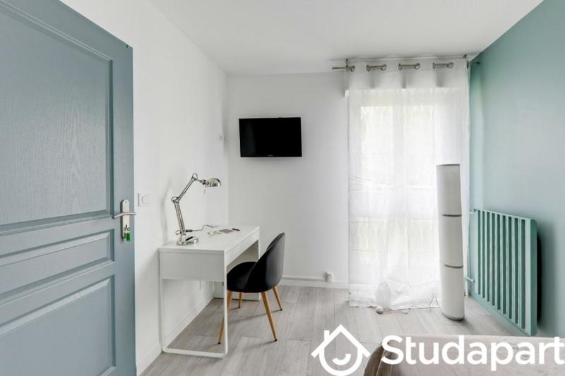 Chambre - 12 m² - 1 pièce