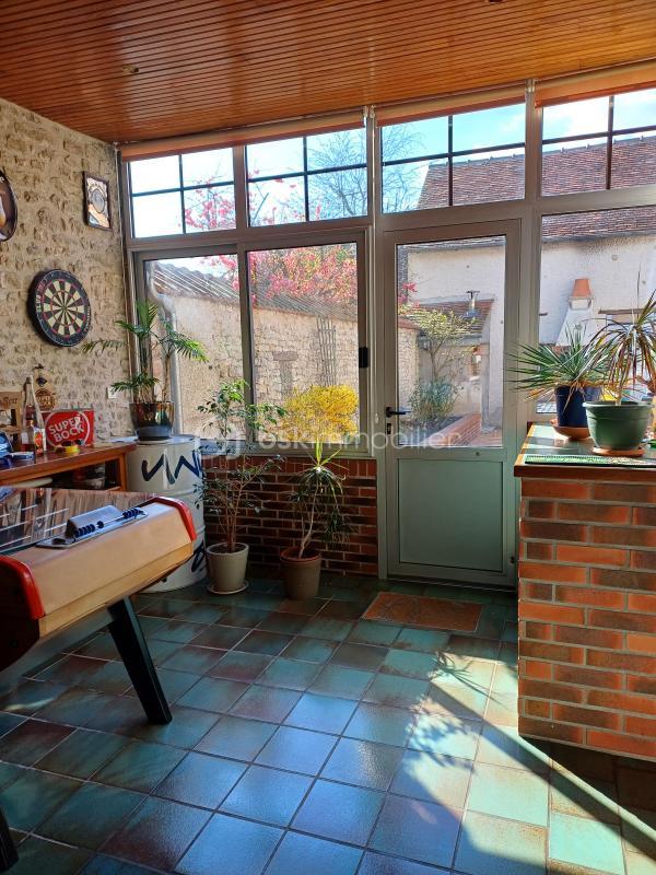 Maison - 180 m² - 7 pièces