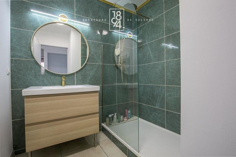 Appartement - 77 m² - 4 pièces